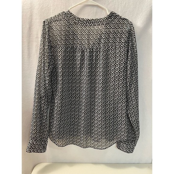 a.n.a a new approach long sleeve blouse large v-neck black white design women's - Picture 4 of 7